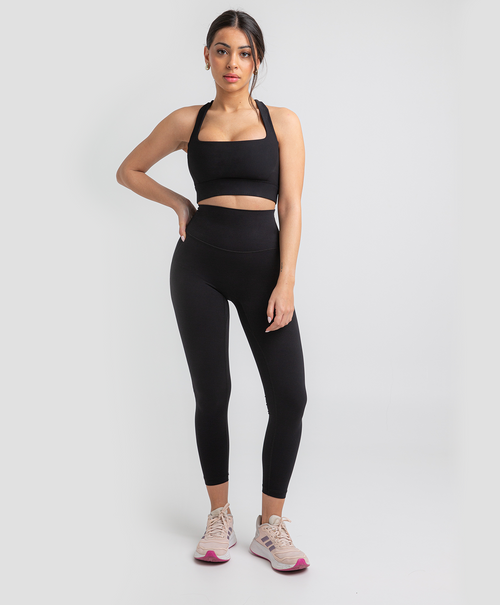 Set Legging Compresivo negro + Top Alta sujeción blanco
