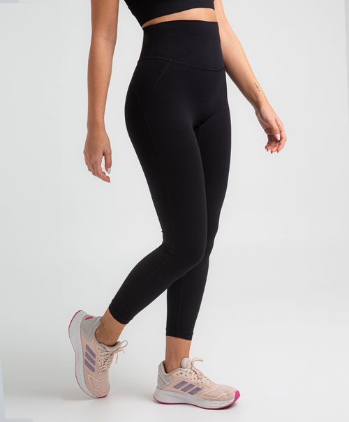 Set Legging Compresivo negro + Top Alta sujeción blanco