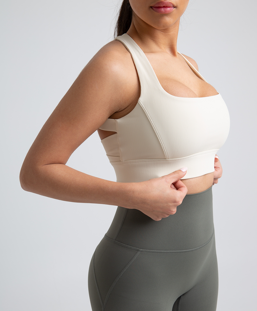 Set Legging Compresivo negro + Top Alta sujeción blanco